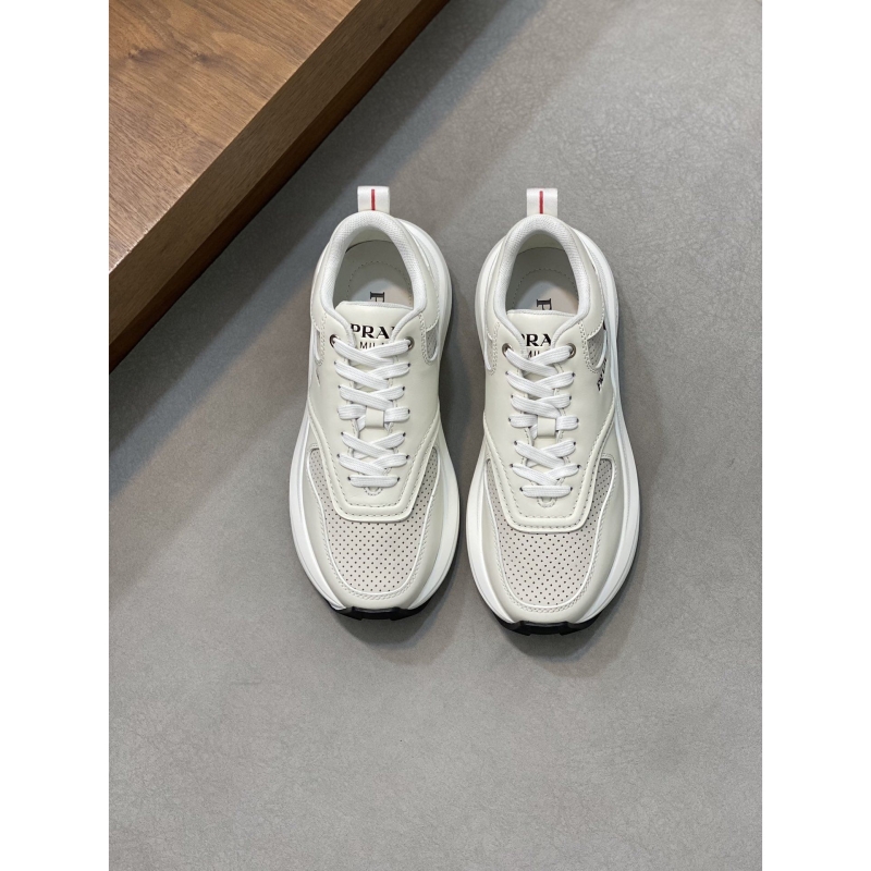 Pra*a casual shoes